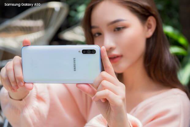 Galaxy A50 trang bị tới tận 3 camera sau chất lượng