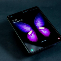 Khách hàng mua Galaxy Fold được hỗ trợ trực tuyến 27/4